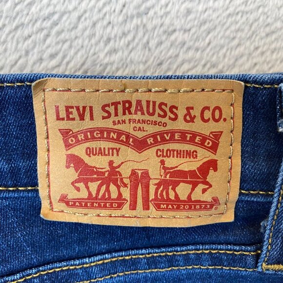 Levis Women's Jeans 33x30 311 Shaping Skinny Dark Wash For Women - Picture 8 of 16